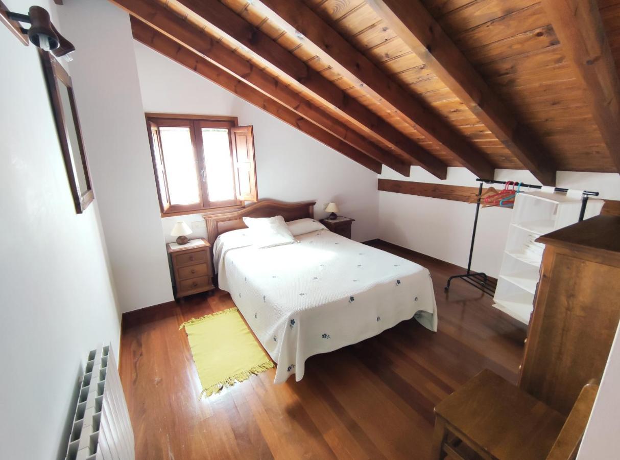 La Huertona Villa Pesaguero-La Parte Exteriör bild