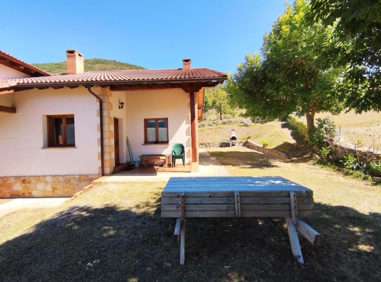 La Huertona Villa Pesaguero-La Parte Exteriör bild